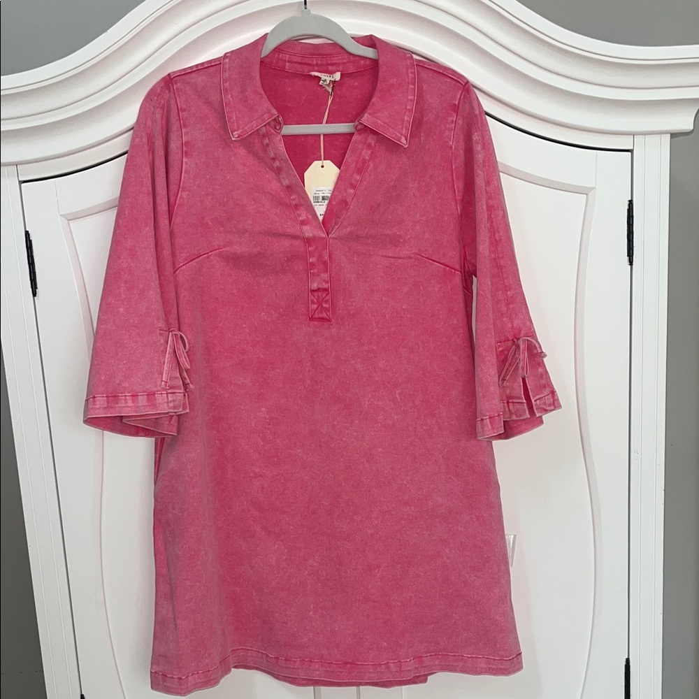 Bohemian Butterfly Sleeve V Neck Dress in vibrant Pink NWT - Picture 3 of 7